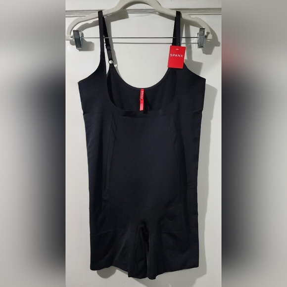 SPANX Tops - 🌷SPANX Plus OnCore Open-Bust Mid-Thigh Black Shapewear Bodysuit size 2X🌸